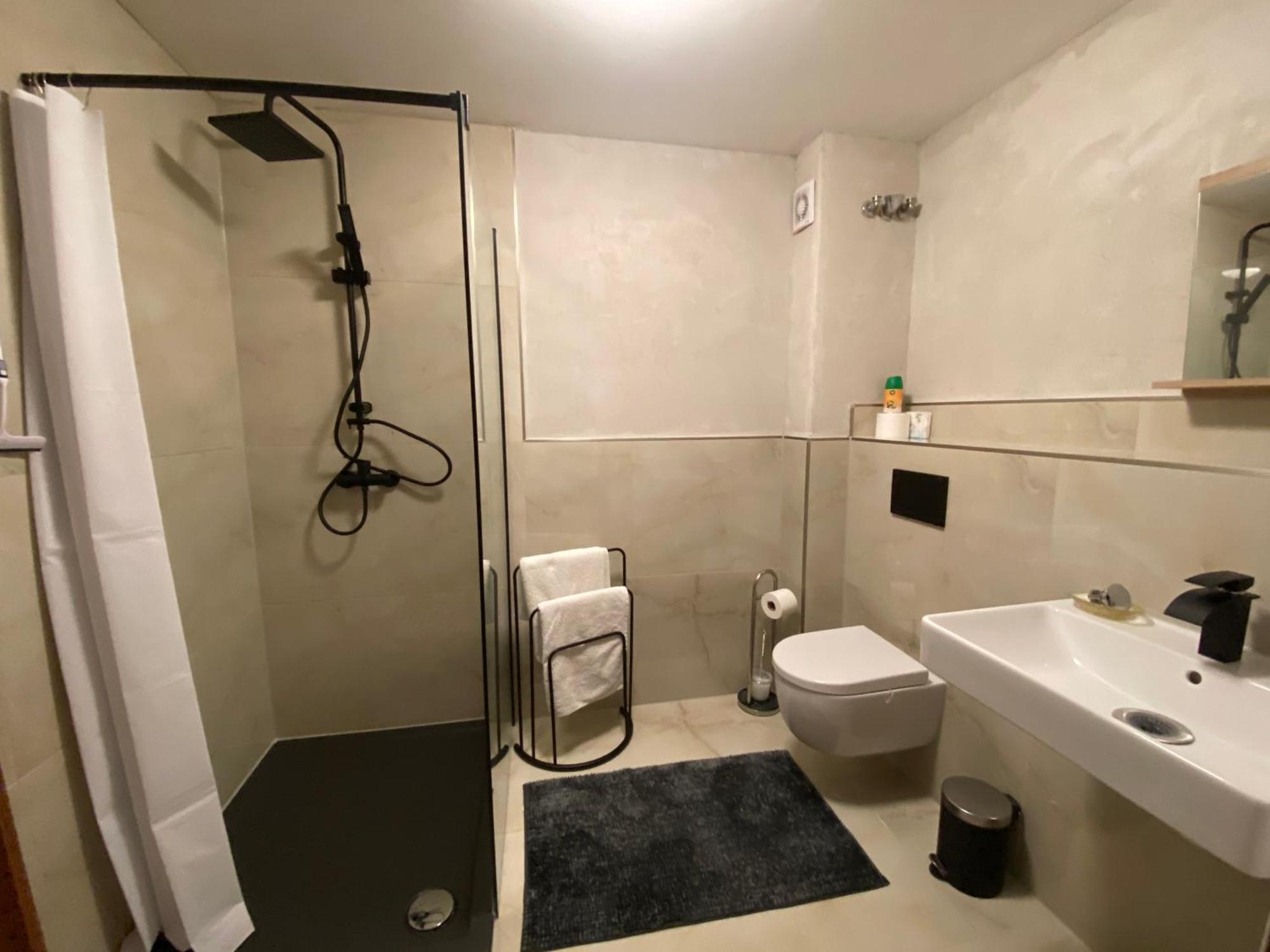 In Saarbruecken Stadtnahe Gemuetliche Wohnung Am Deutsch-Franzoesischen Garten Exteriér fotografie